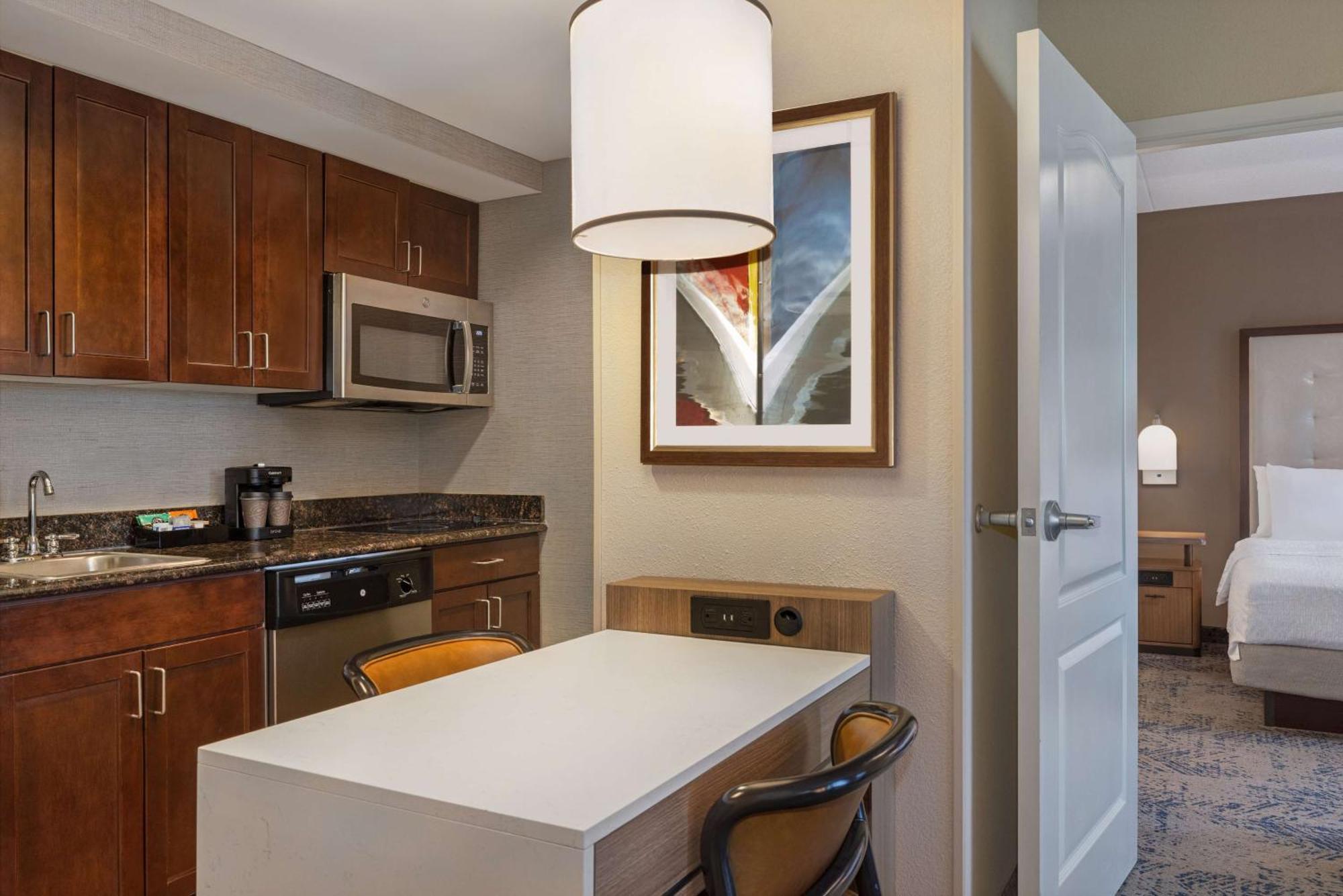 Hotel Homewood 3*