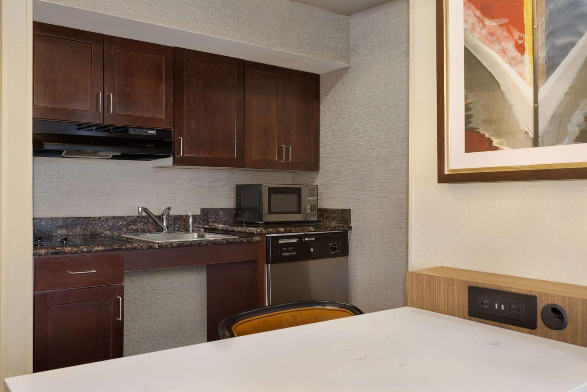 Hotel Homewood 3*